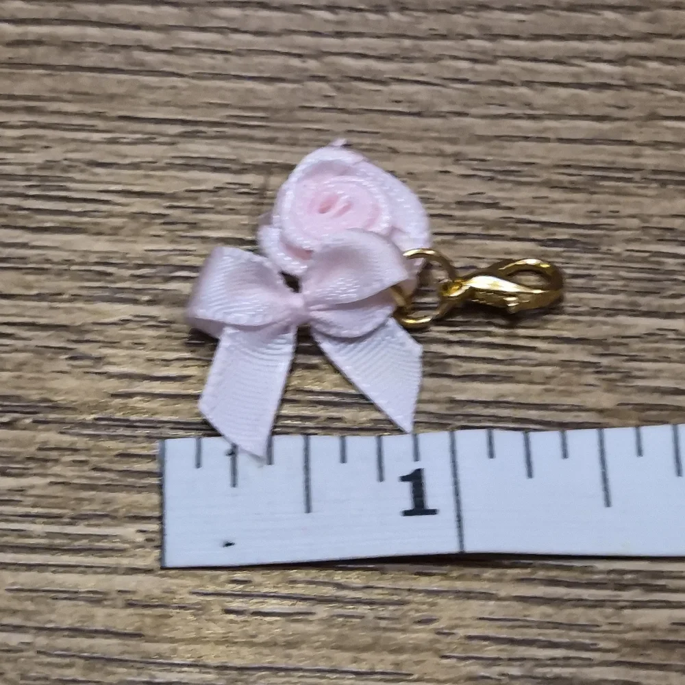 Handmade Gold Tone Bracelet w/ Sweet Baby Pink Bow + Martching Charm 1 of A Kind